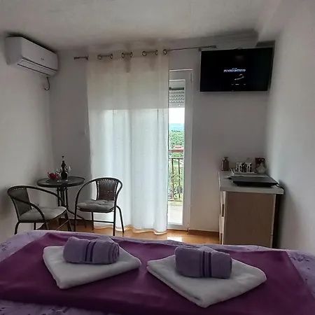 Apartment Kristina *